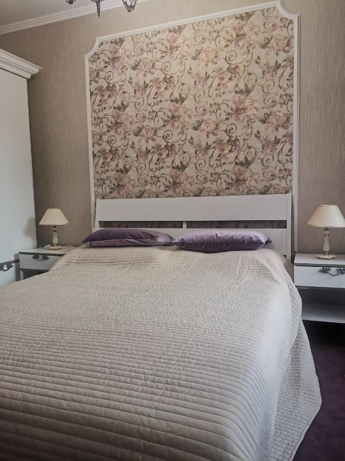 Luxury Apartment Amalfi 300 M From The Beach Varna Exterior foto