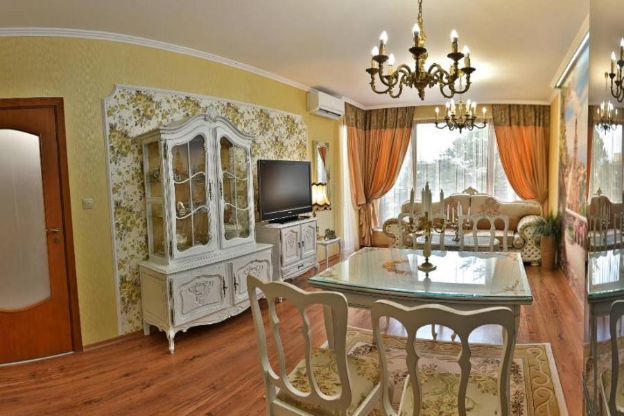 Luxury Apartment Amalfi 300 M From The Beach Varna Exterior foto